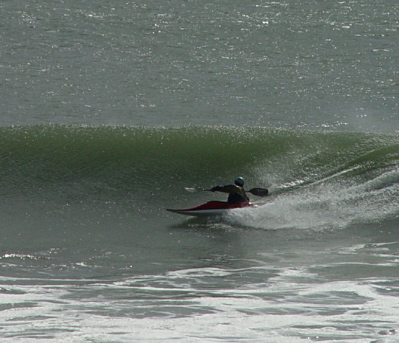 Kani Kayak Surfing